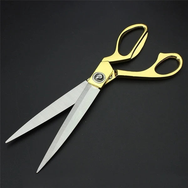 Sharp cloth cutting scissors